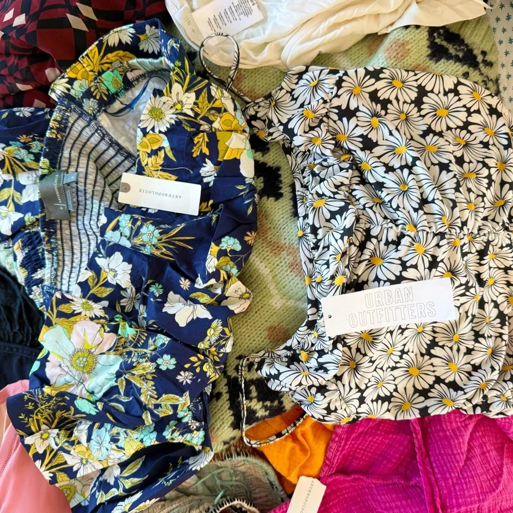 5 Piece NWT Mystery Box Free People Anthropologie Urban Outfitters Reseller New - Picture 5 of 13